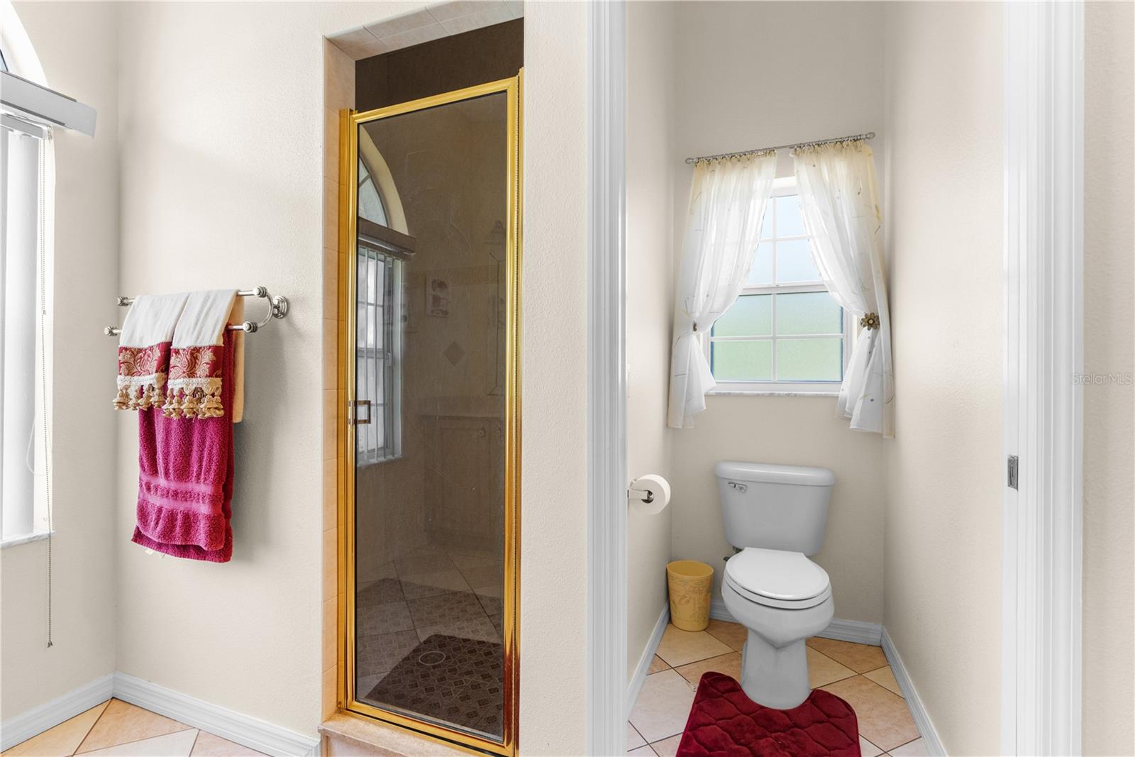 Image 22 of 40 For 5202 Lydia Court