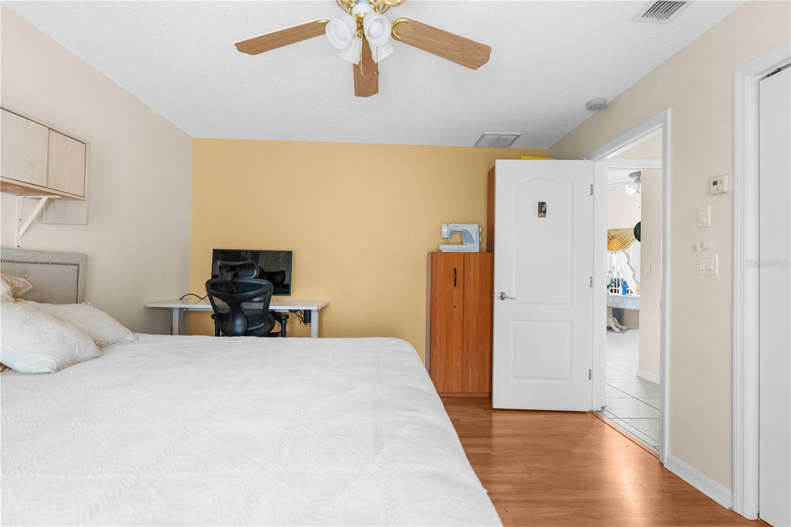 Image 24 of 40 For 5202 Lydia Court