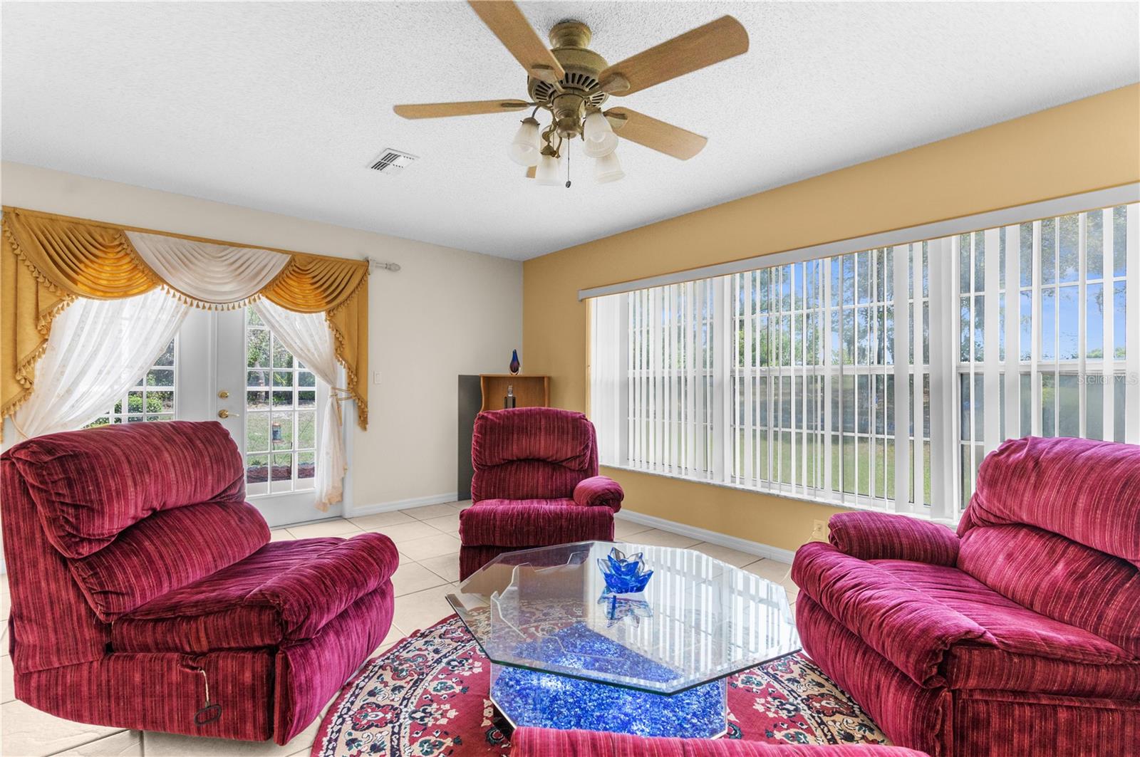 Image 26 of 40 For 5202 Lydia Court