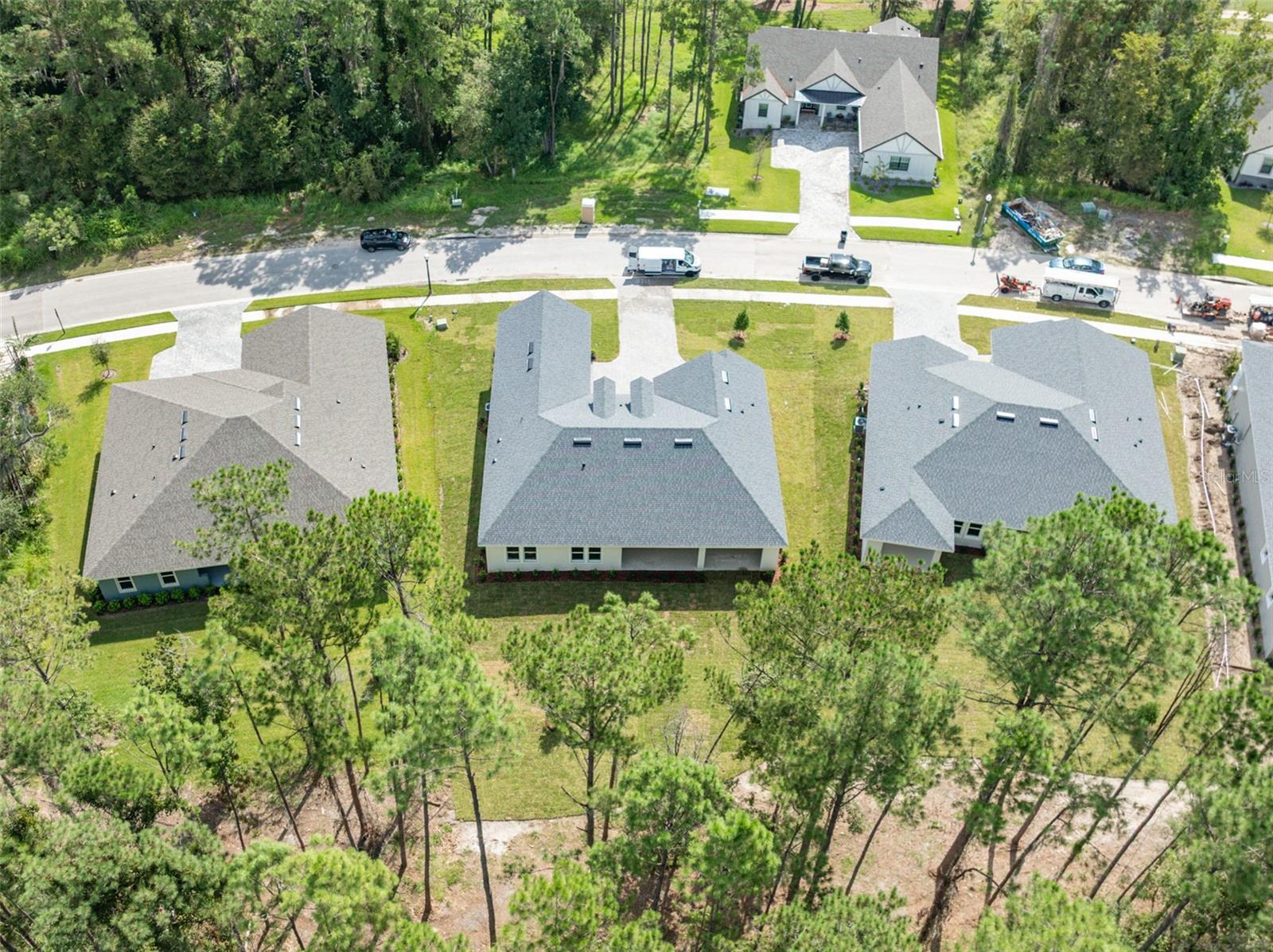 Image 4 of 47 For 3926 Southern Valley Loop