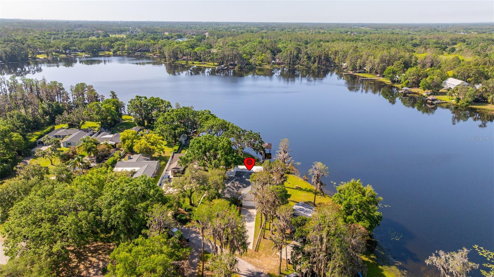 Listing photo id 2 for 18132 Oakdale Road