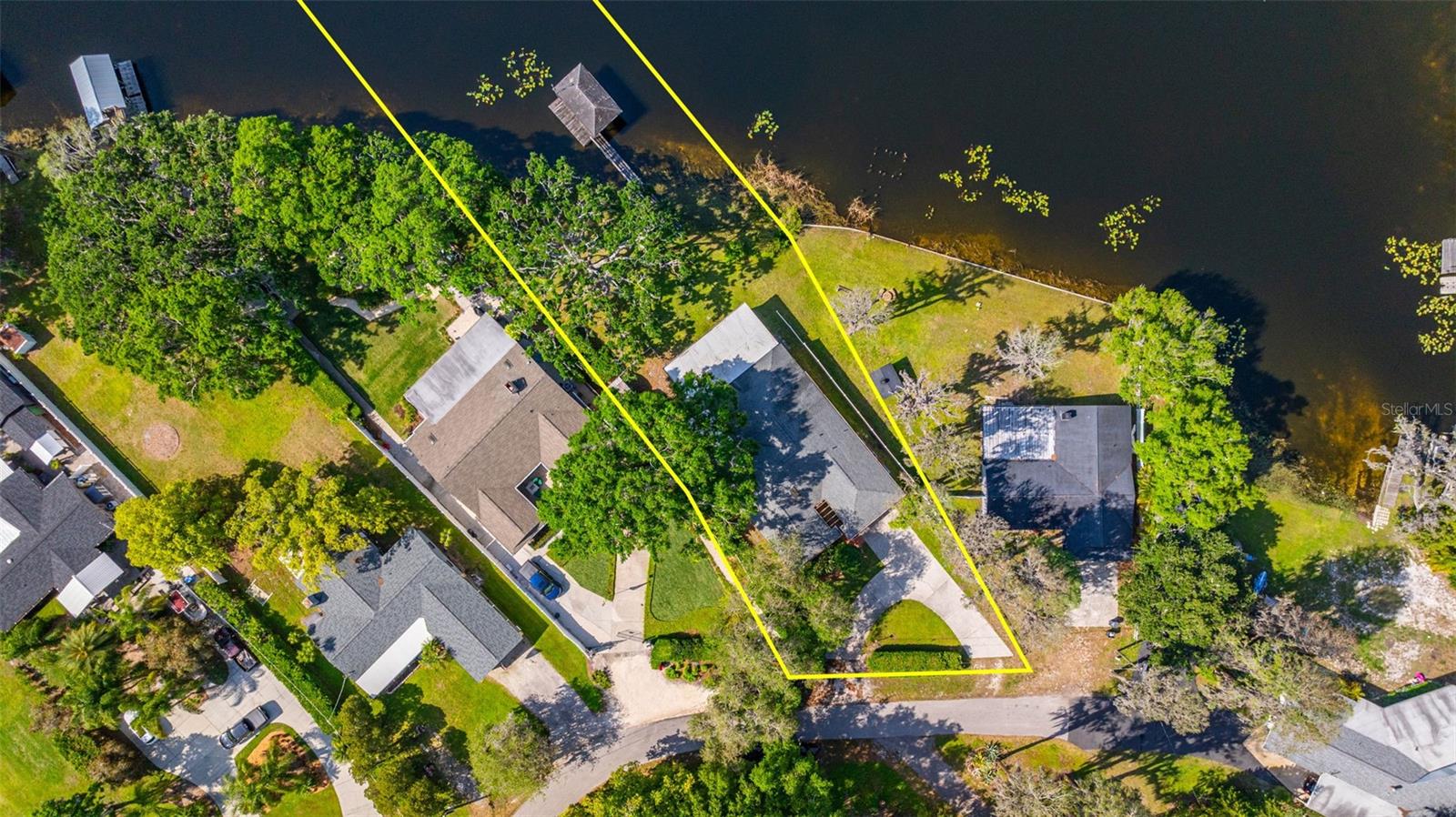 Listing photo id 38 for 18132 Oakdale Road