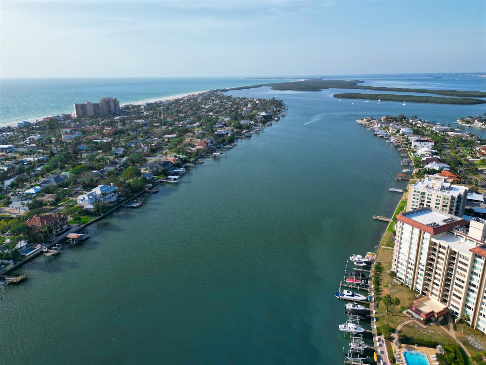 Image 66 of 67 For 690 Island Way 707