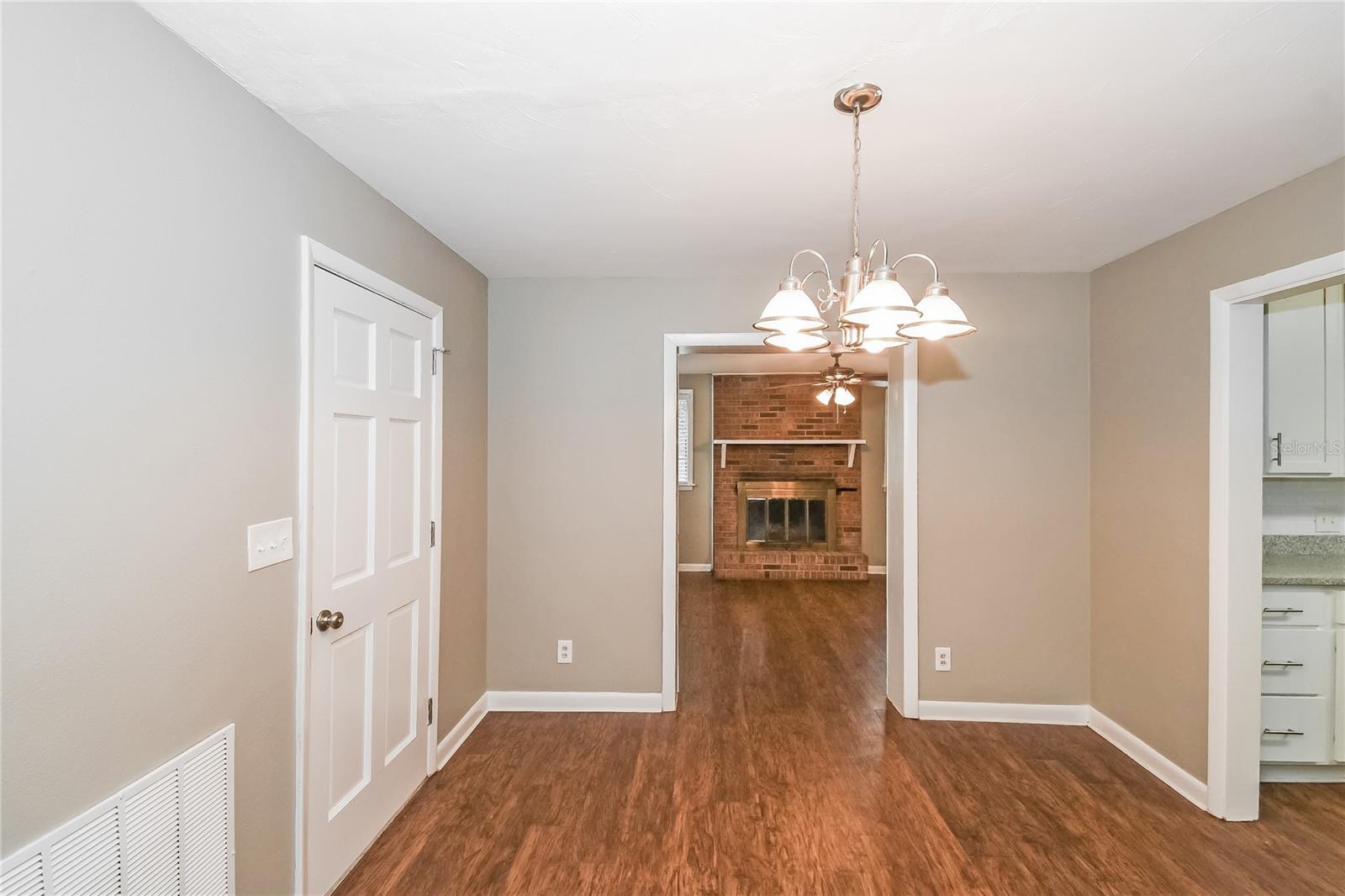 Image 3 of 16 For 3439 Jacqueline Drive