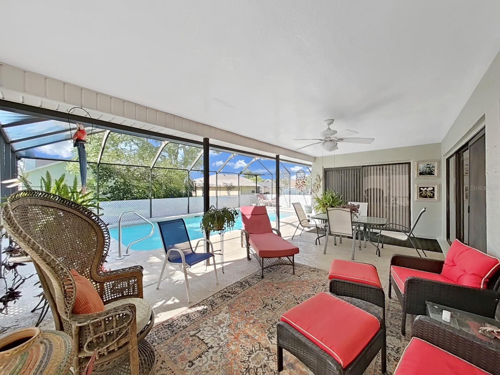 Image 2 of 52 For 1472 Overland Drive