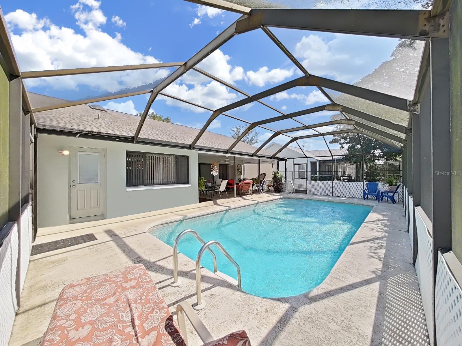 Image 46 of 52 For 1472 Overland Drive