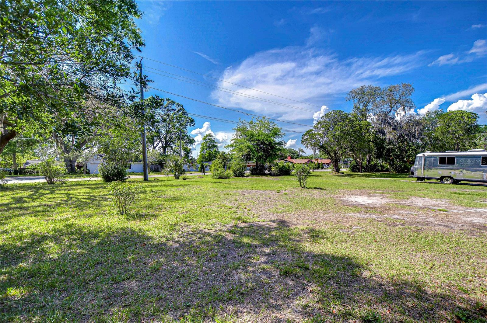 Image 24 of 55 For 13329 Armenia Avenue