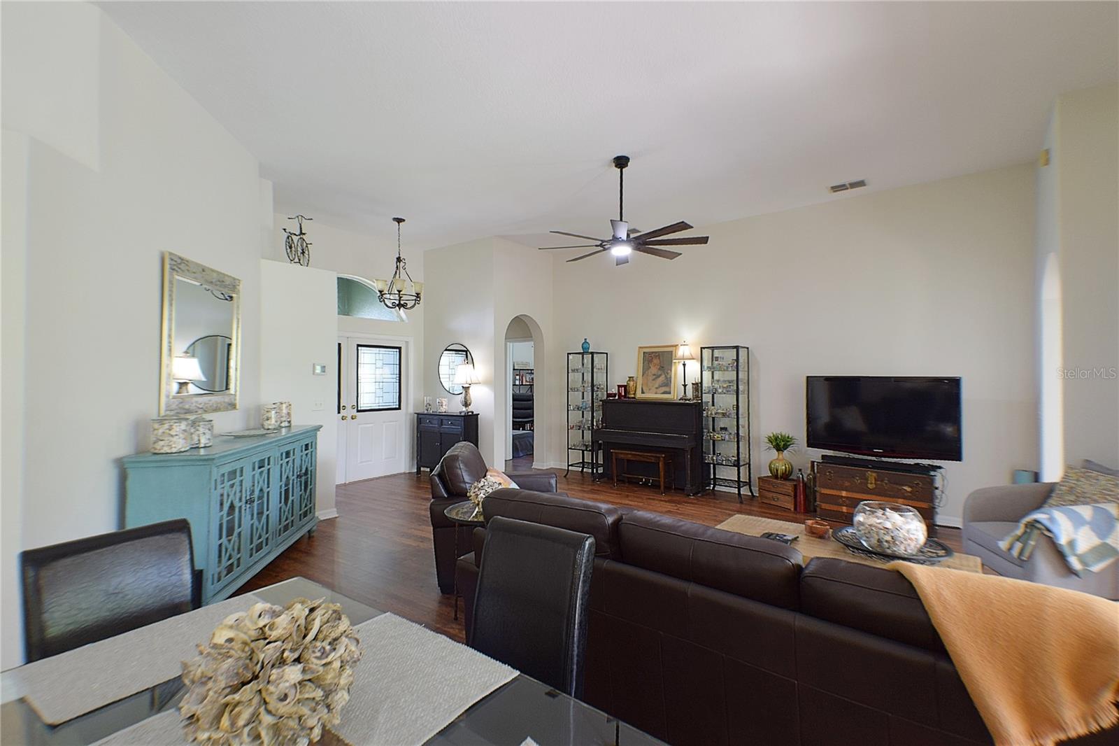 Image 11 of 31 For 10118 Cleghorn Drive