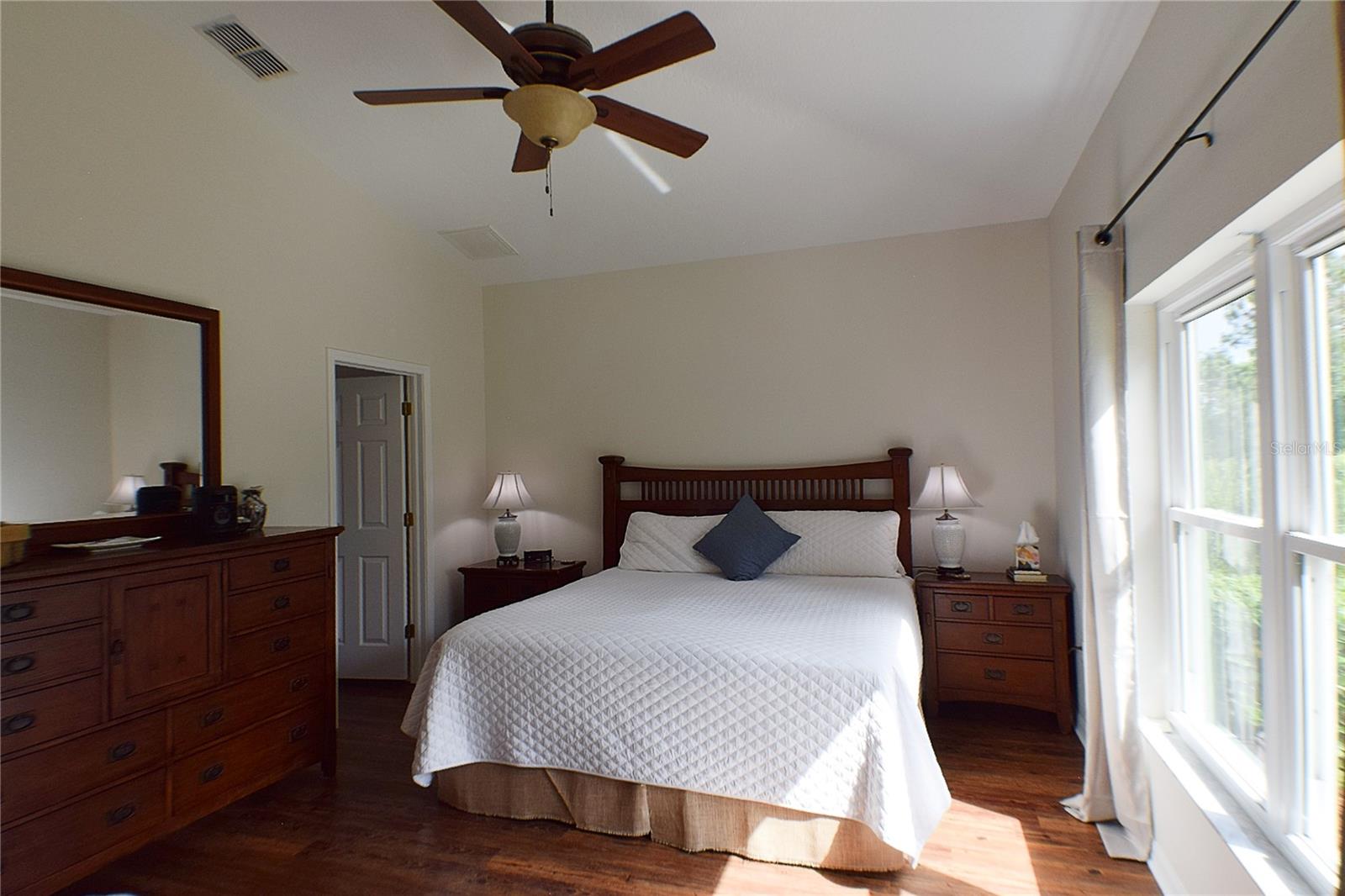 Image 14 of 31 For 10118 Cleghorn Drive