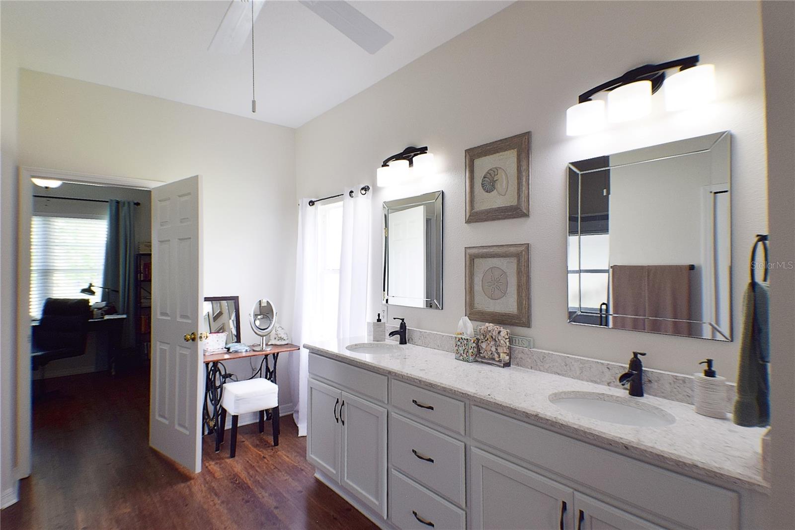 Image 18 of 31 For 10118 Cleghorn Drive