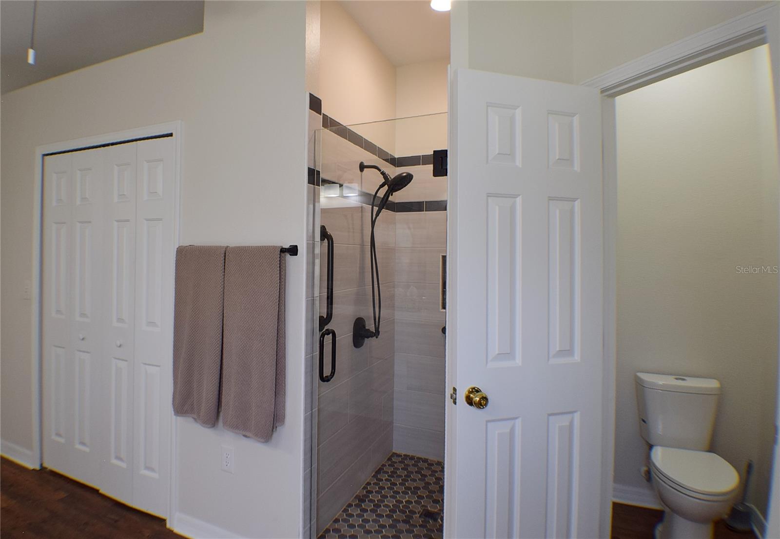 Image 19 of 31 For 10118 Cleghorn Drive