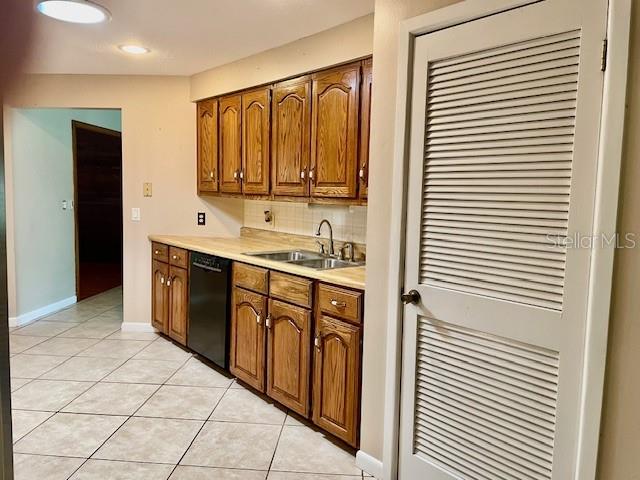 Image 15 of 50 For 5905 Caroline Drive