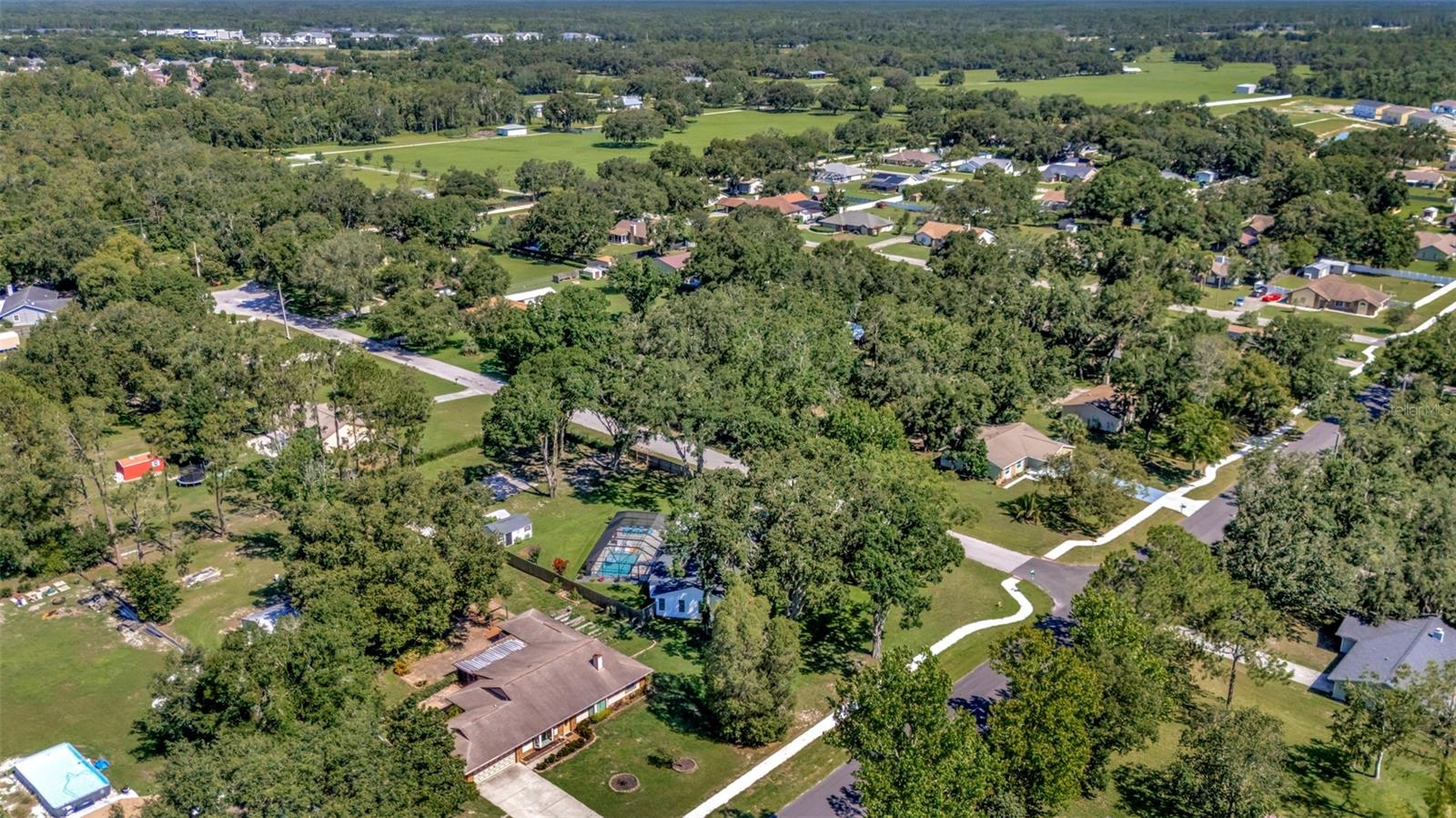 Image 9 of 50 For 5905 Caroline Drive