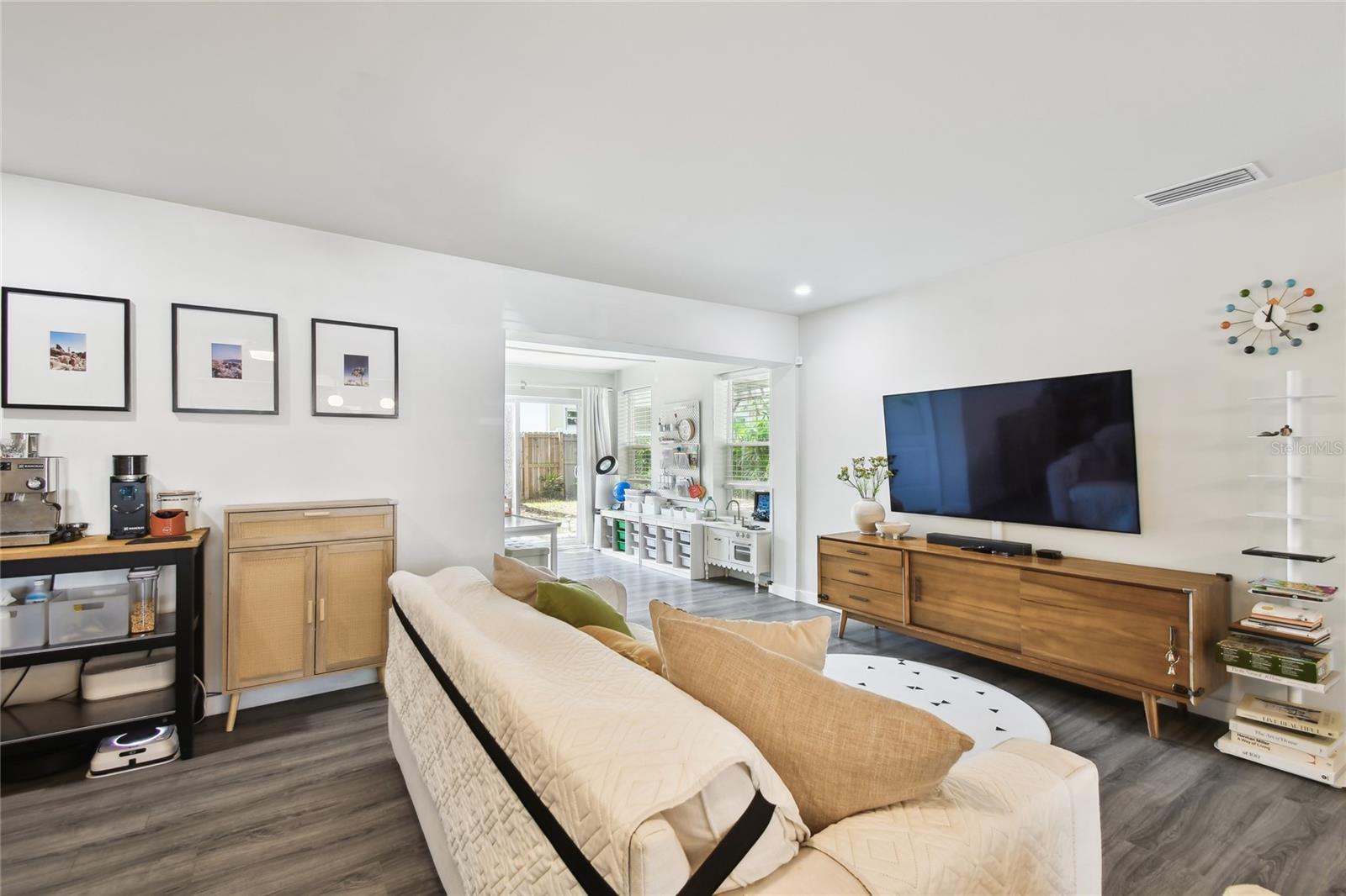 Image 13 of 64 For 3202 Coachman Avenue