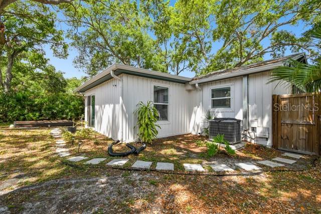 Image 39 of 64 For 3202 Coachman Avenue