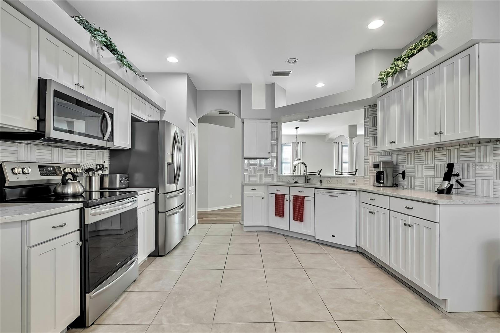 Image 10 of 61 For 7740 Blue Spring Drive