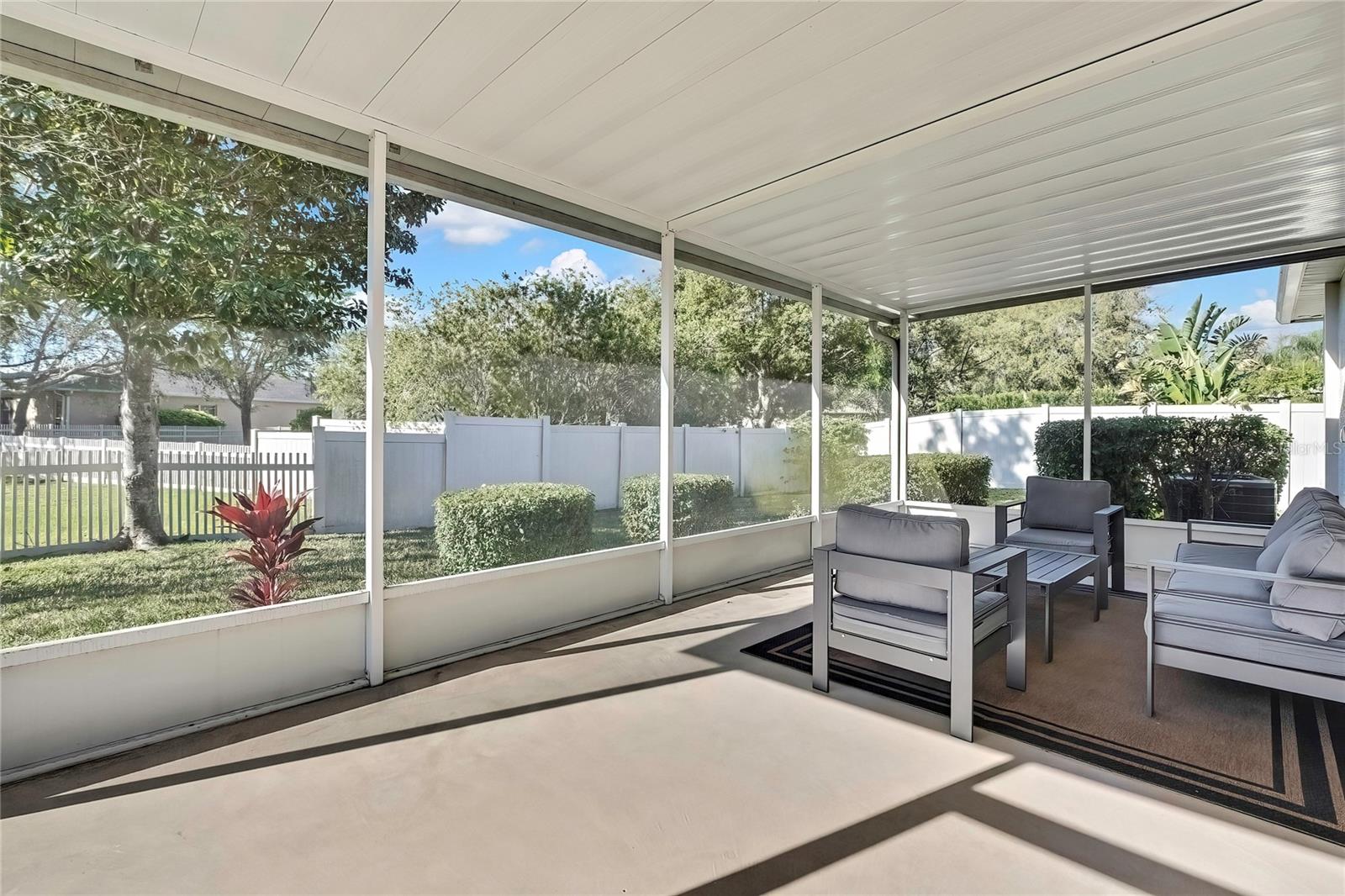 Image 35 of 61 For 7740 Blue Spring Drive