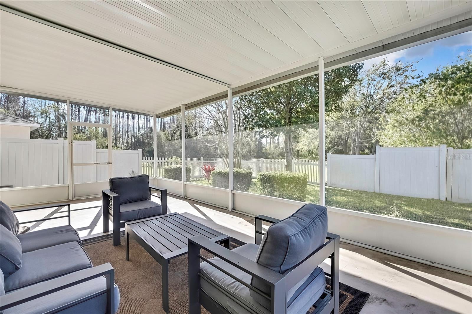 Image 37 of 61 For 7740 Blue Spring Drive