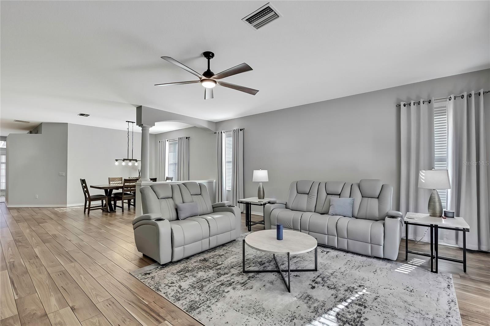 Image 8 of 61 For 7740 Blue Spring Drive