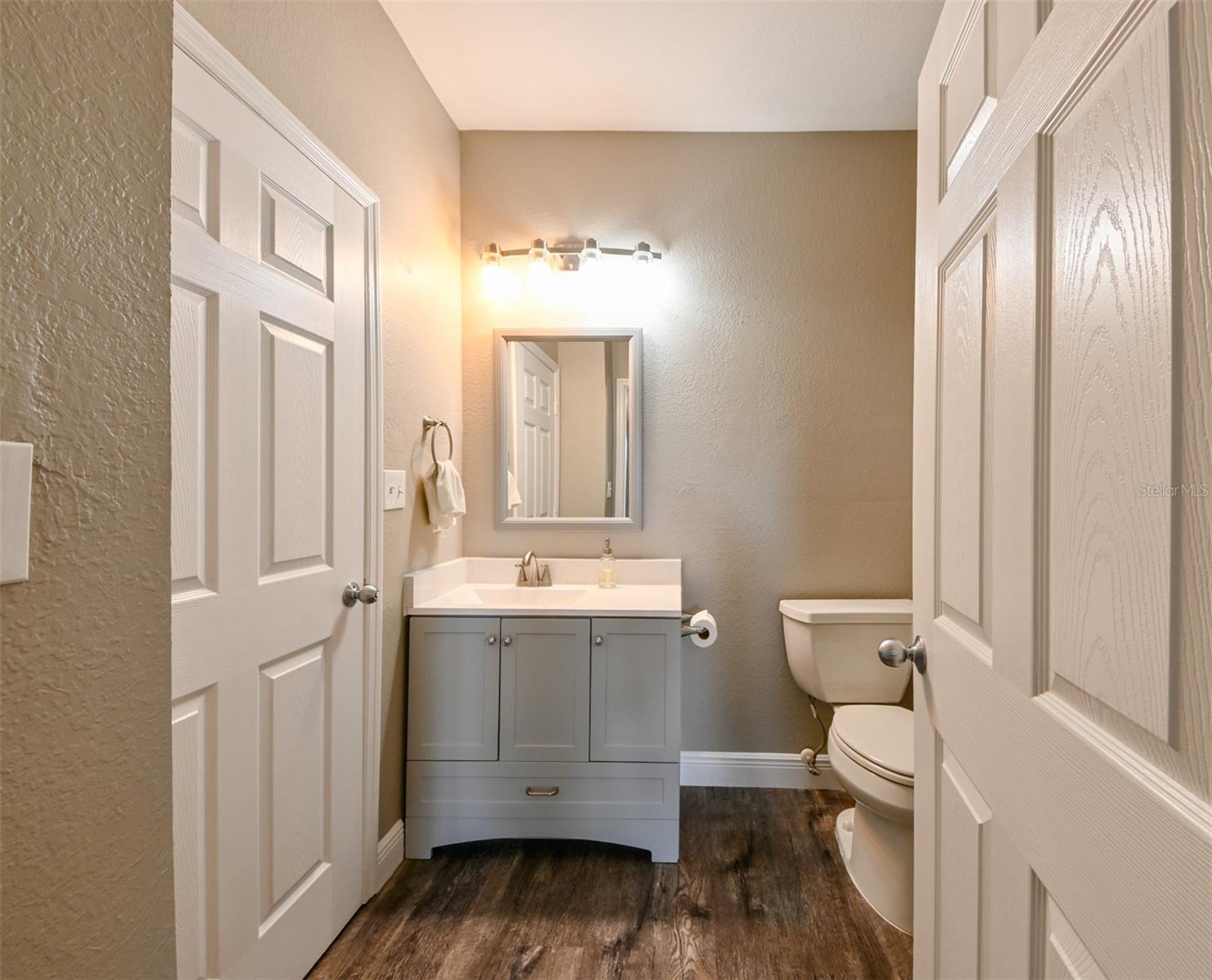 Image 19 of 43 For 5000 Culbreath Key Way 9-104