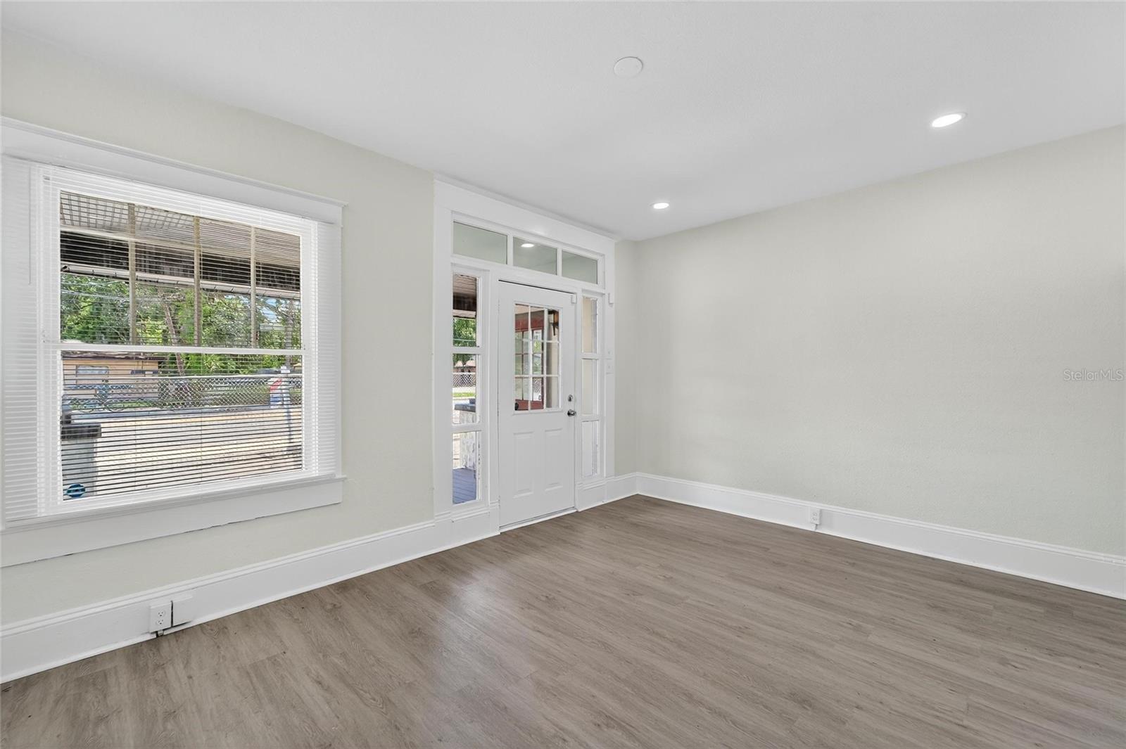 Image 10 of 42 For 7002 Nebraska Avenue