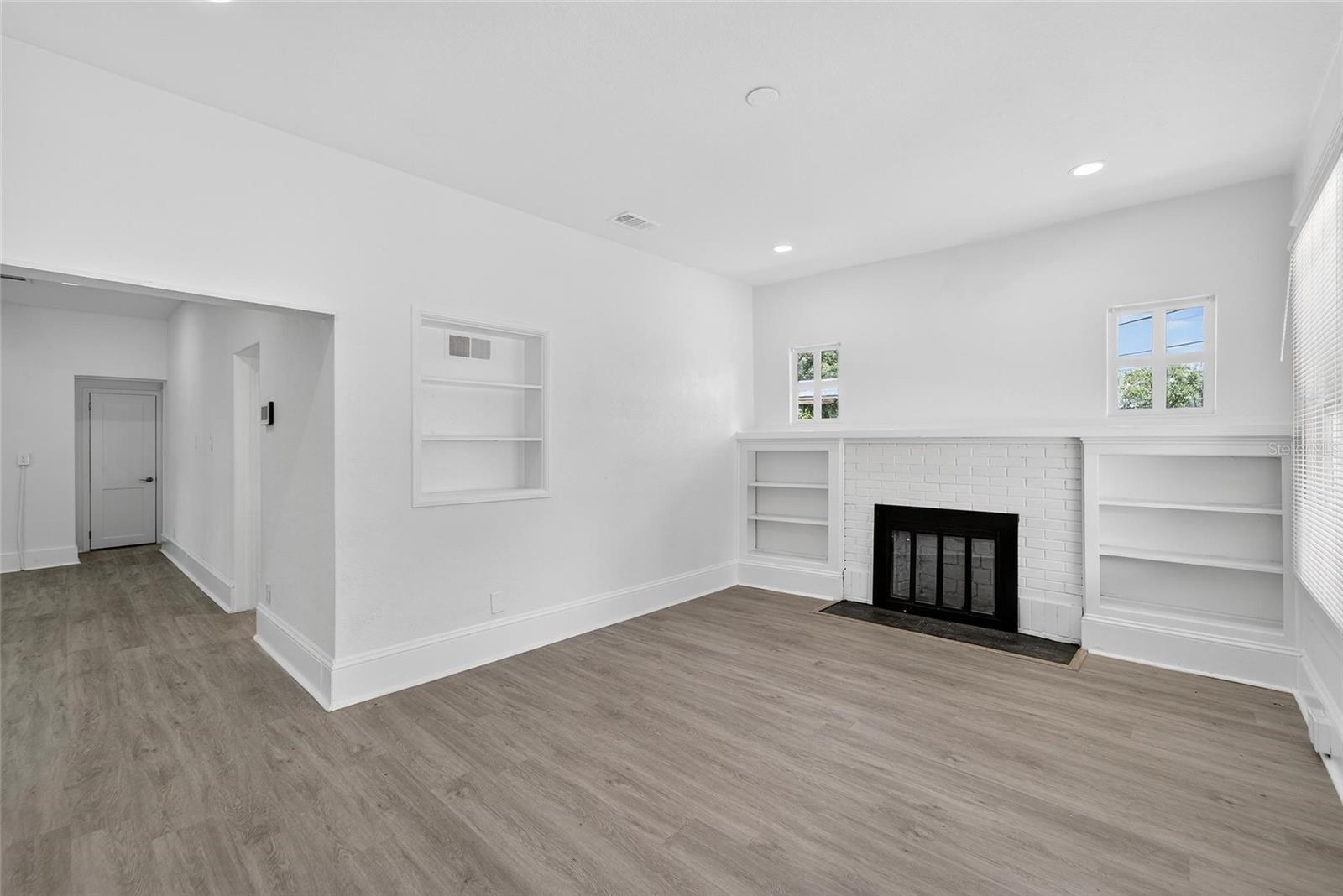 Image 11 of 42 For 7002 Nebraska Avenue