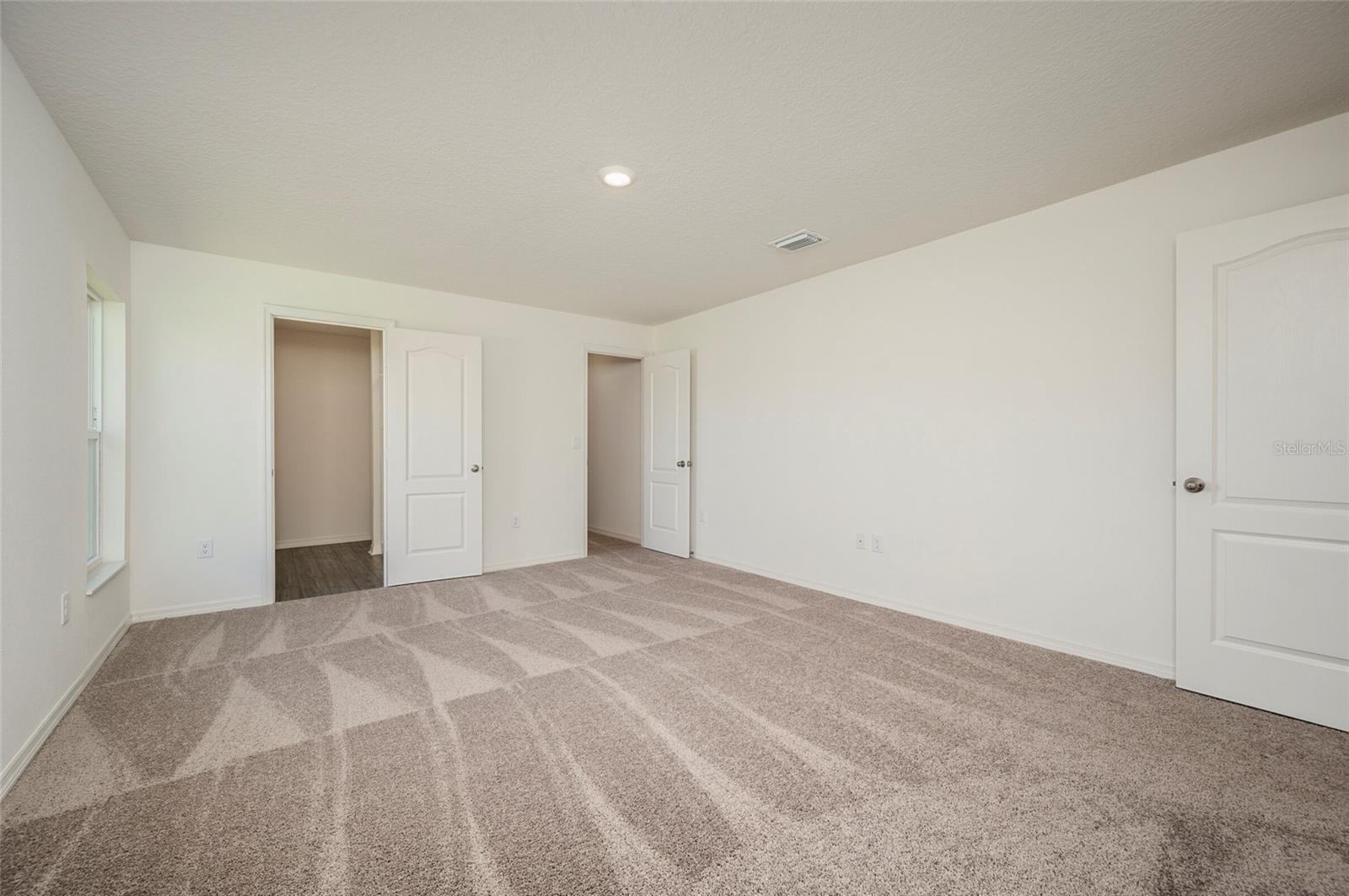 Image 10 of 19 For 241 Begonia Place