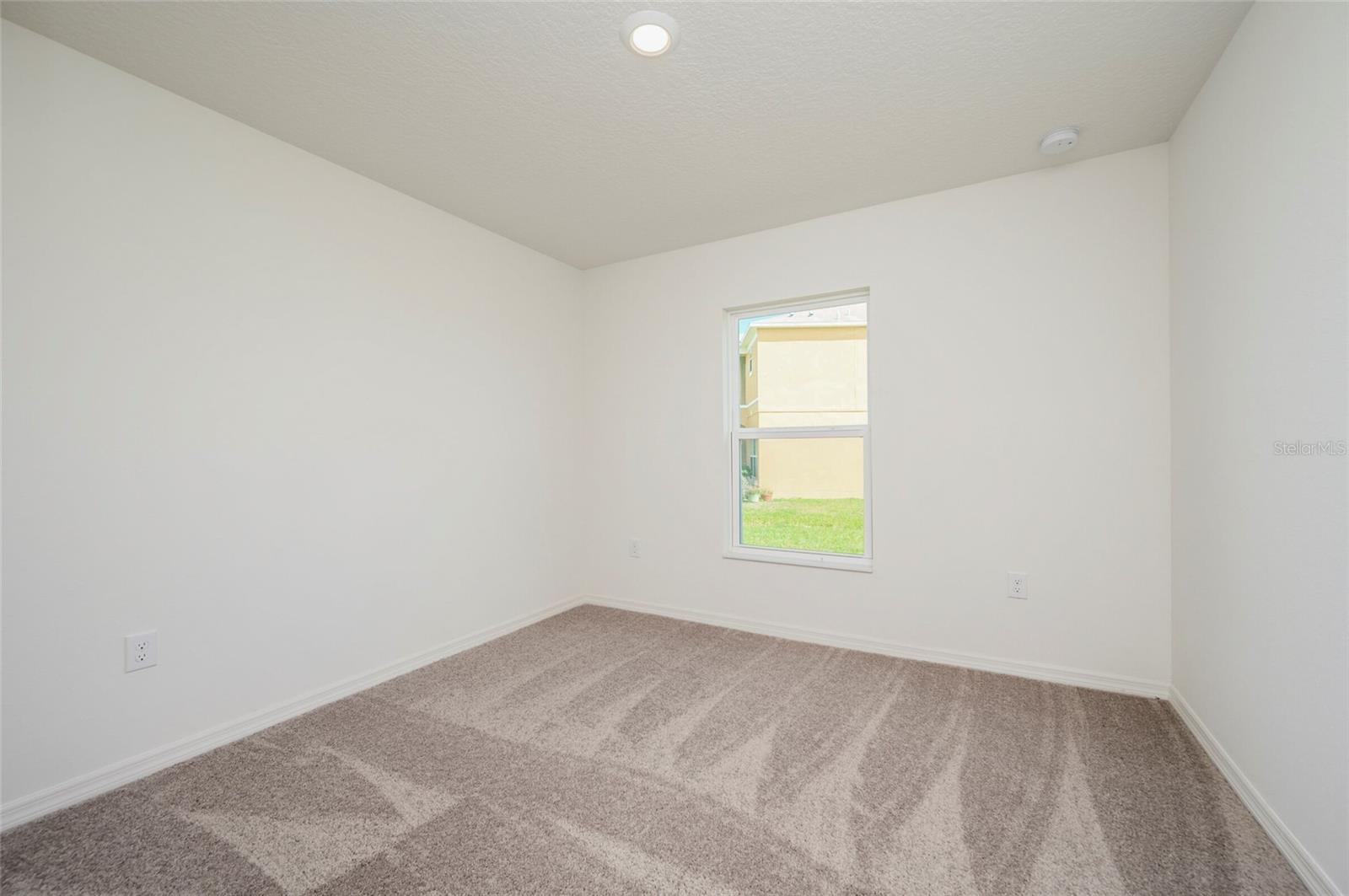 Image 18 of 19 For 241 Begonia Place