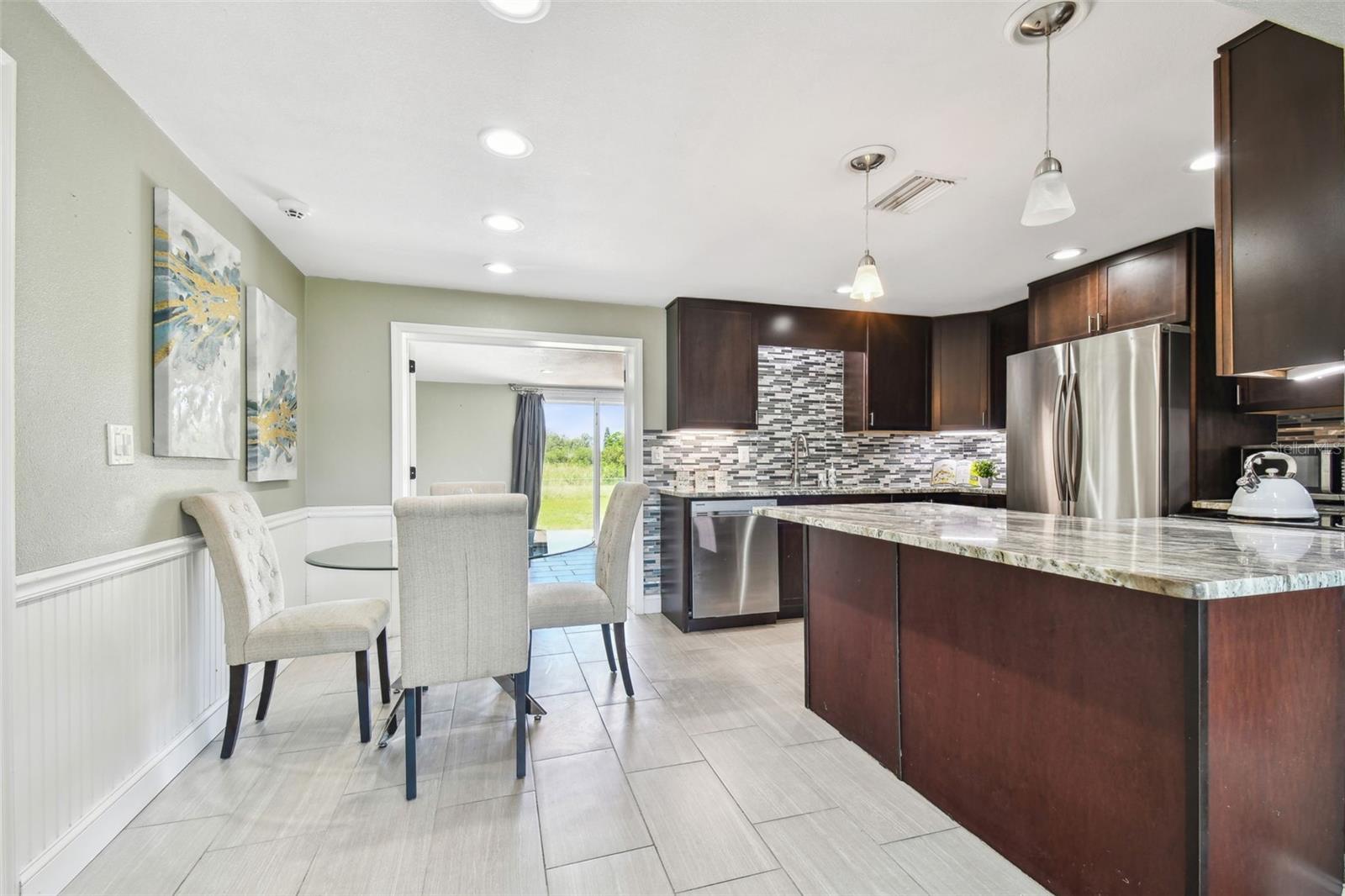 Image 14 of 46 For 3257 Masonville Loop