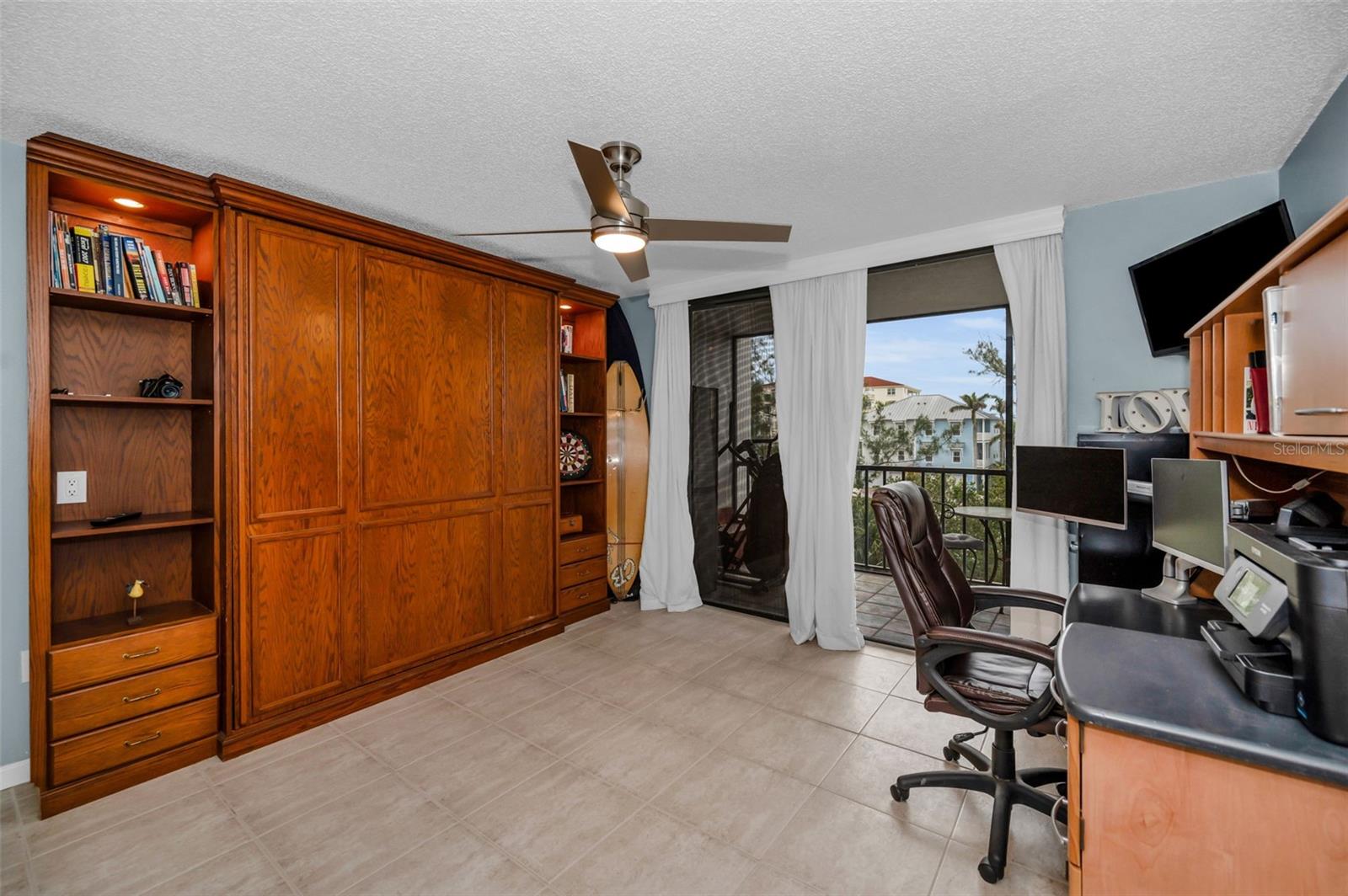 Image 20 of 96 For 19111 Vista Bay Drive 304