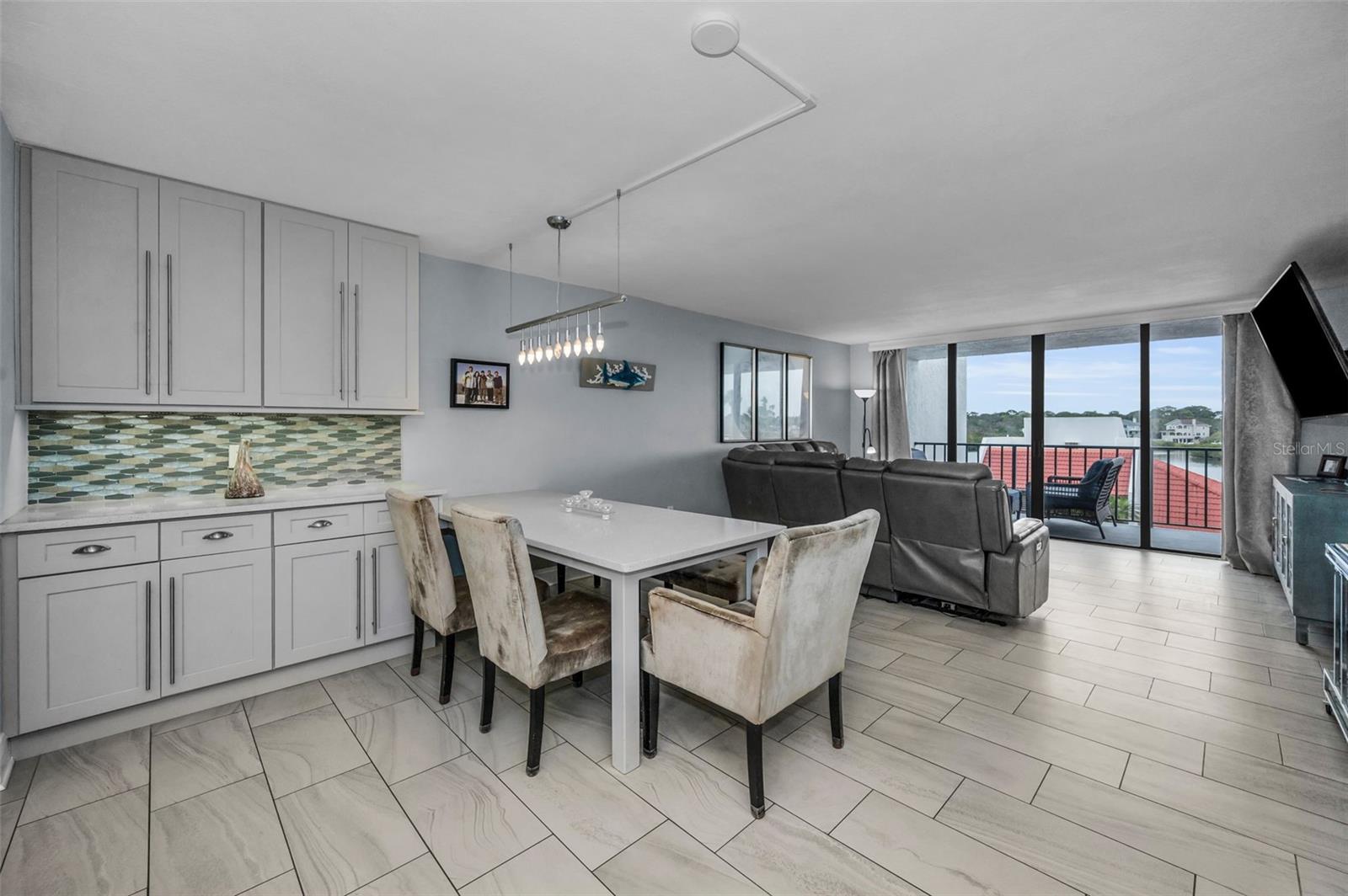 Image 36 of 96 For 19111 Vista Bay Drive 304