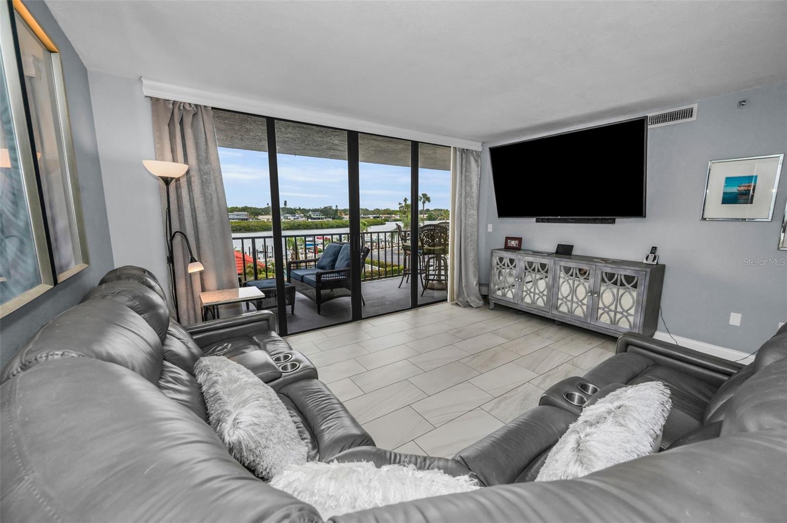 Image 56 of 96 For 19111 Vista Bay Drive 304