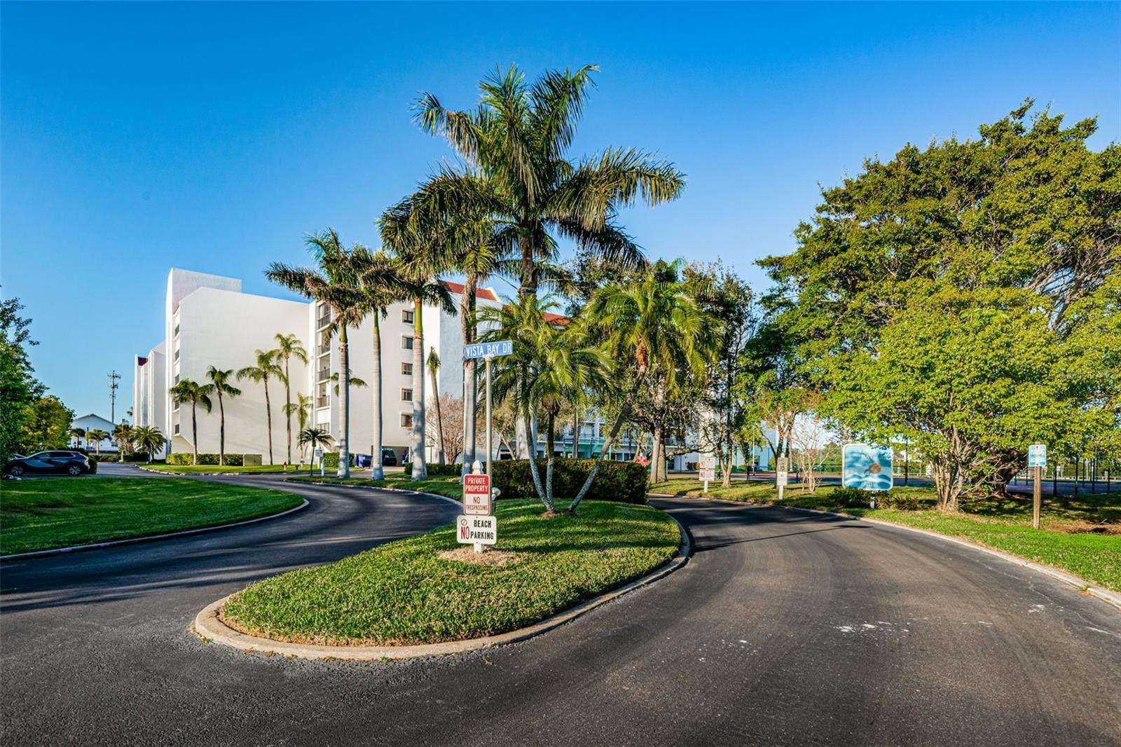 Image 68 of 96 For 19111 Vista Bay Drive 304