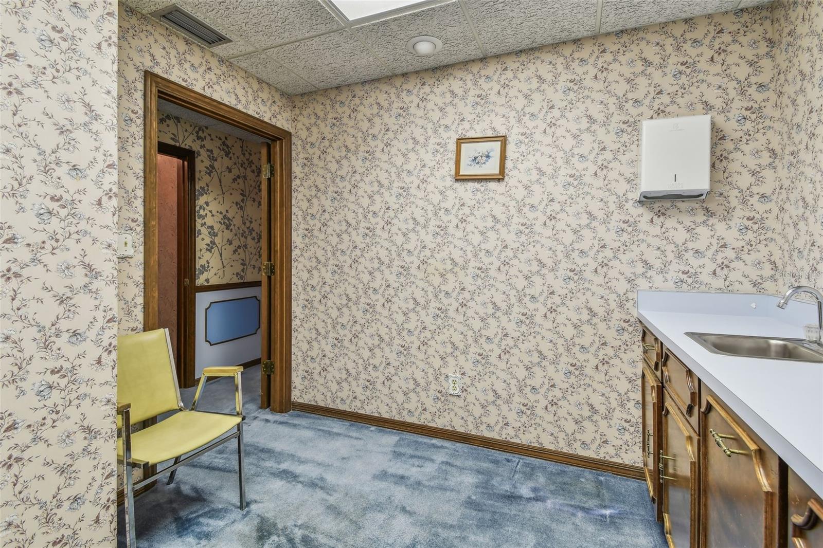 Image 12 of 20 For 500 Vonderburg Drive 304