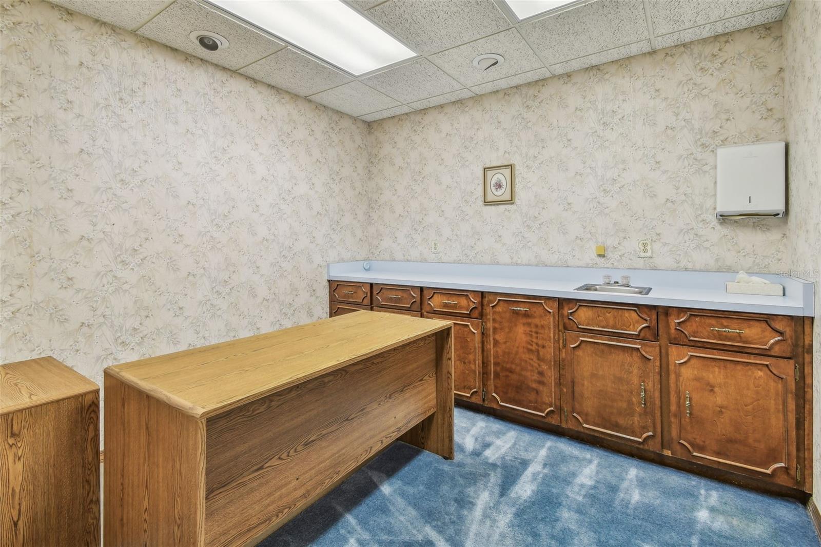 Image 9 of 20 For 500 Vonderburg Drive 304