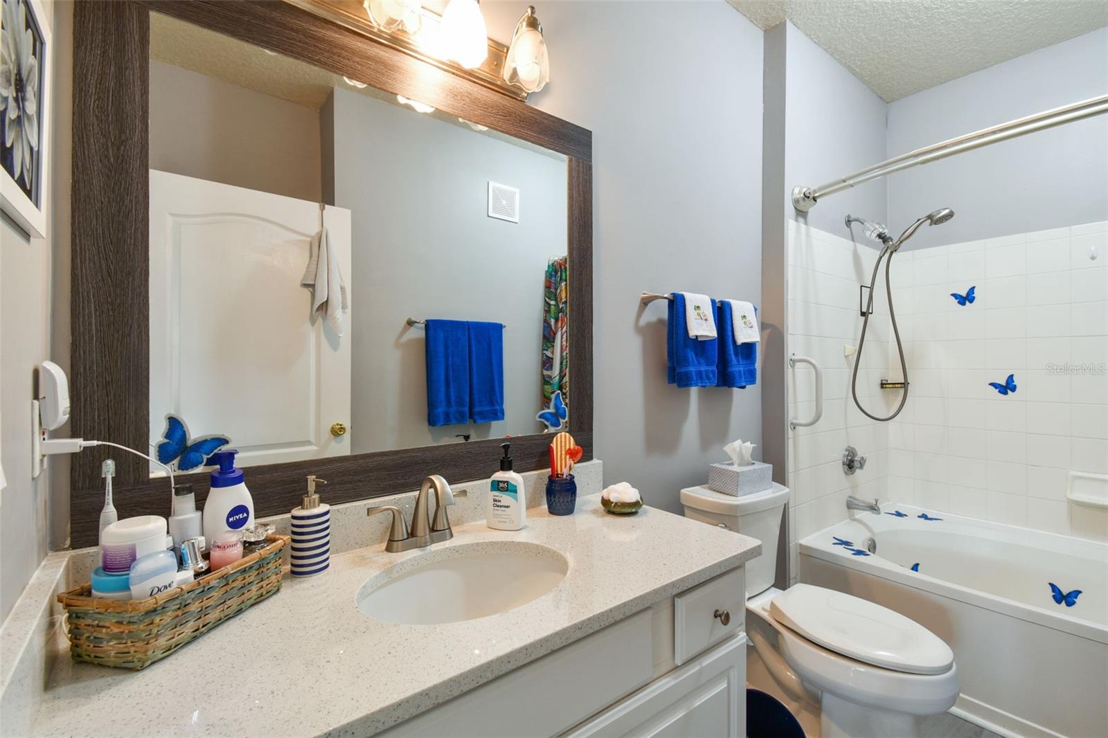 Image 17 of 24 For 10442 Villa View Circle