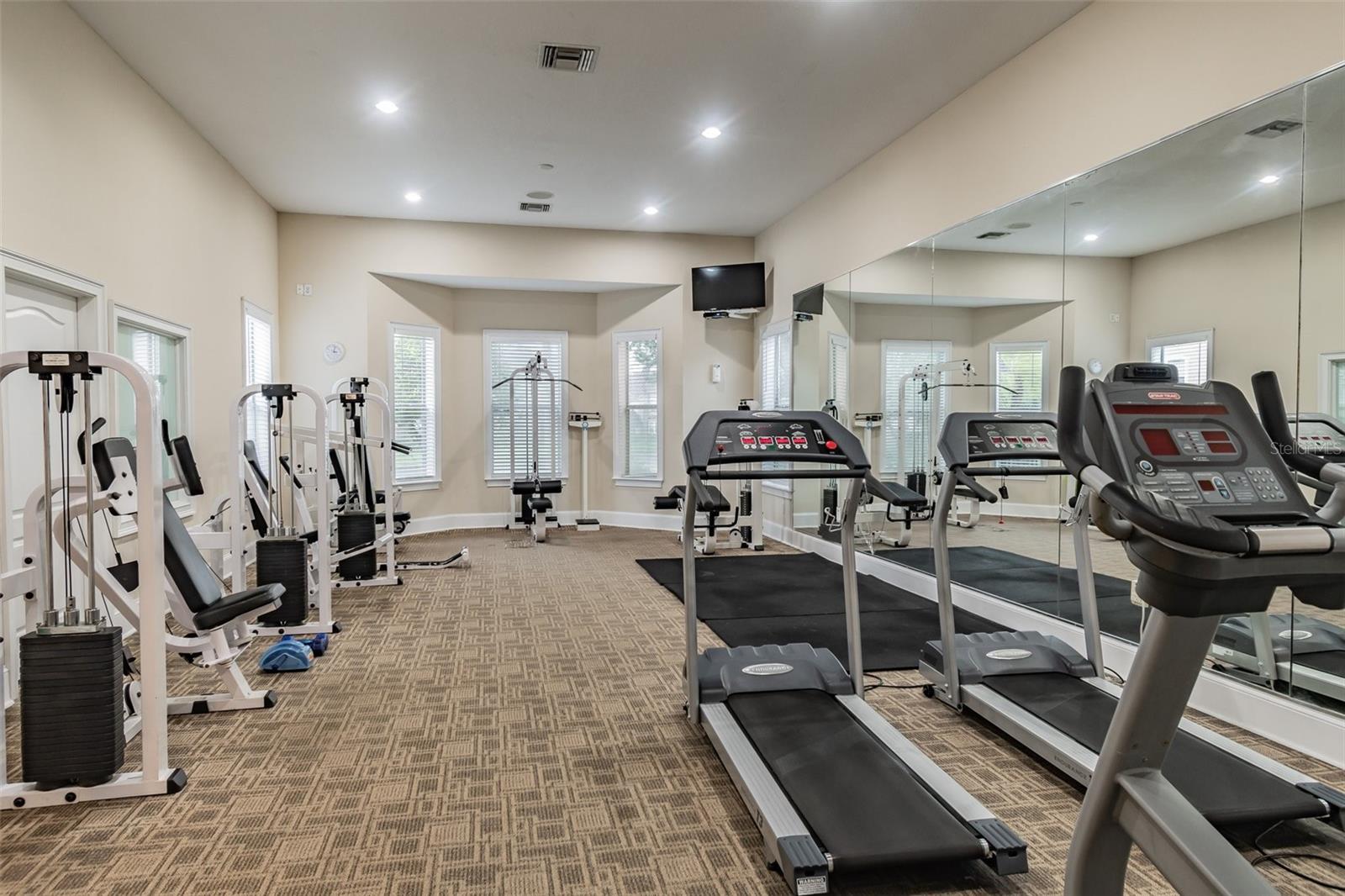 Image 5 of 24 For 10442 Villa View Circle