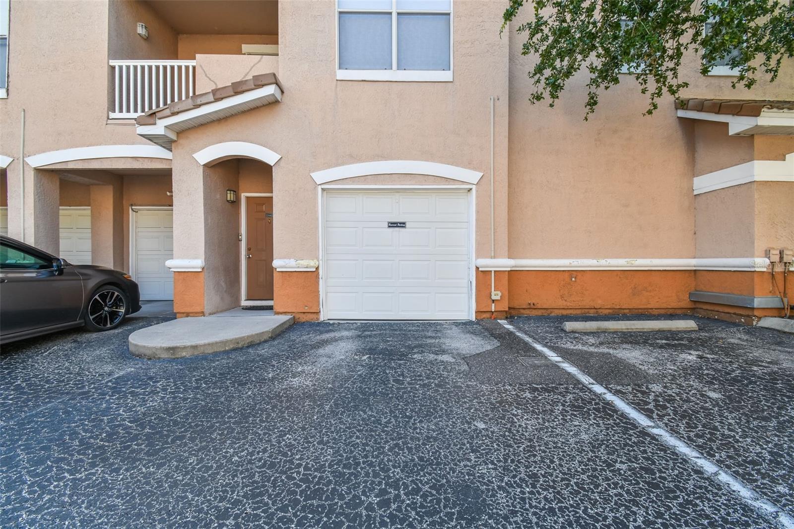 Image 9 of 24 For 10442 Villa View Circle