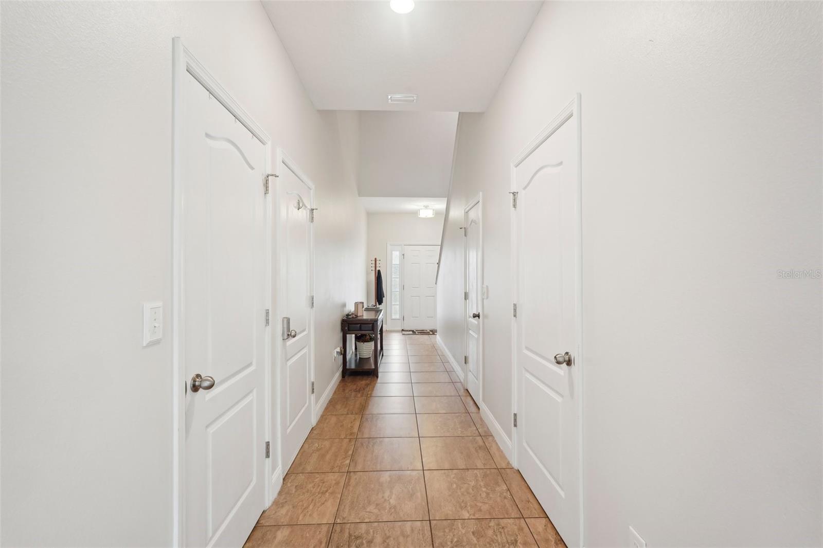 Image 11 of 49 For 12402 Fairlawn Drive