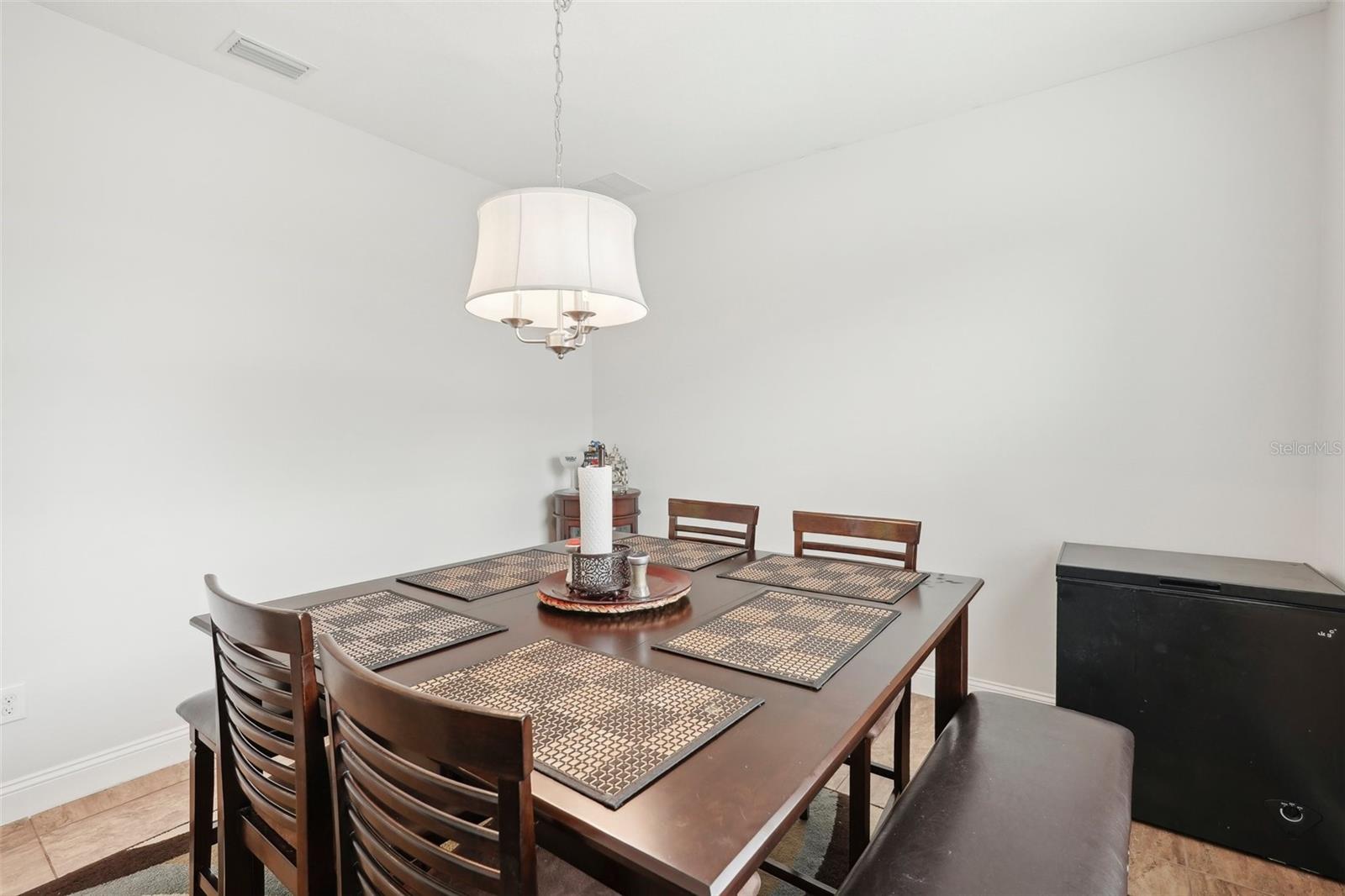 Image 20 of 49 For 12402 Fairlawn Drive