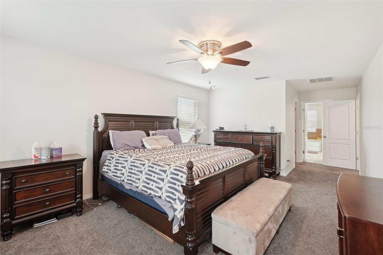 Image 25 of 49 For 12402 Fairlawn Drive