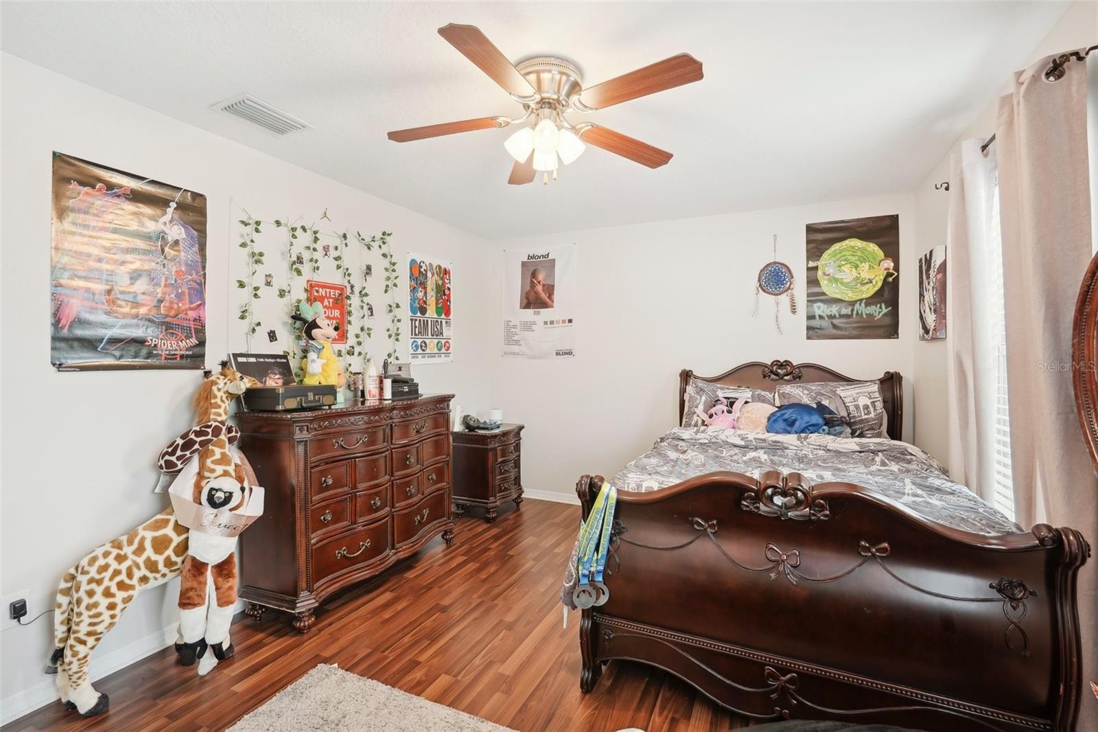 Image 28 of 49 For 12402 Fairlawn Drive