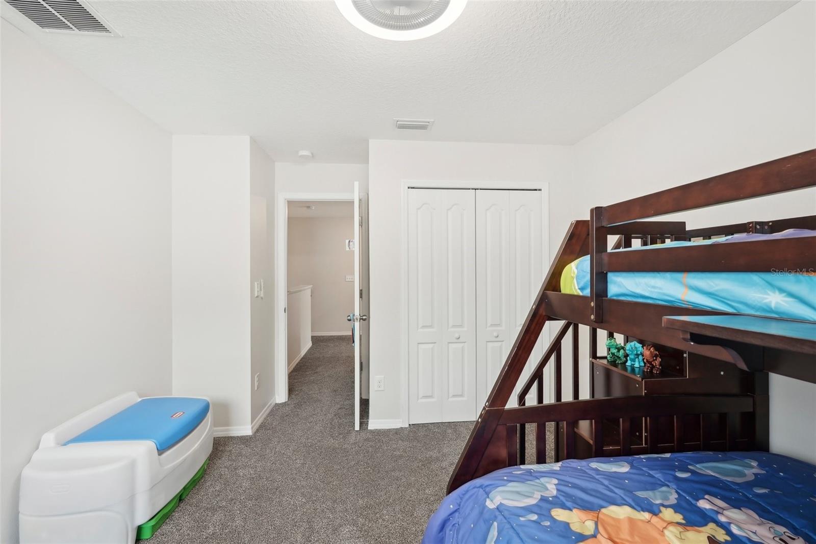 Image 32 of 49 For 12402 Fairlawn Drive