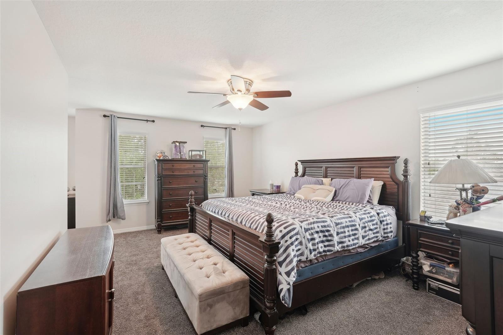 Image 4 of 49 For 12402 Fairlawn Drive