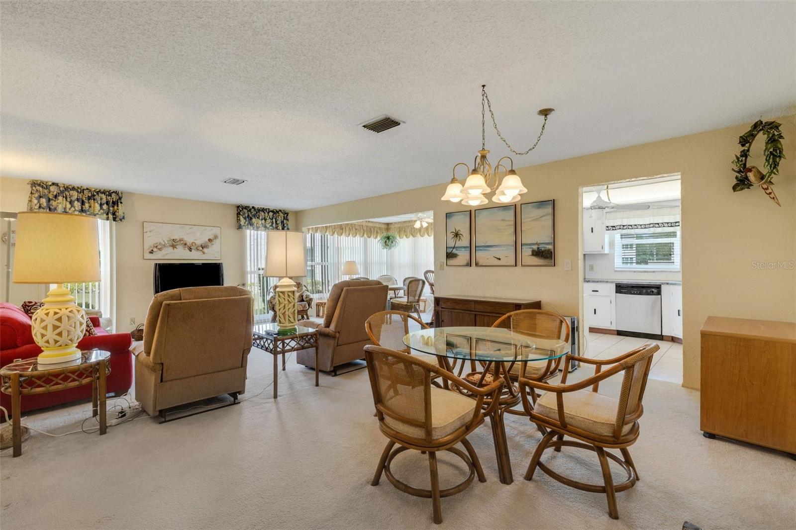 Image 6 of 33 For 117 Fernwood Circle 117