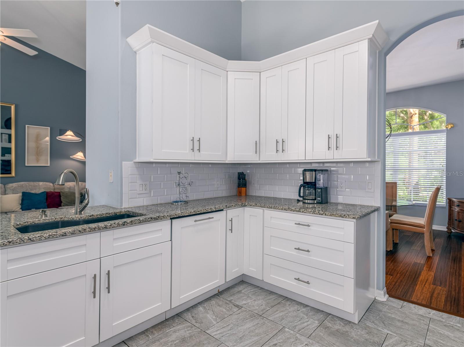 Image 17 of 42 For 5308 Twin Creeks Drive