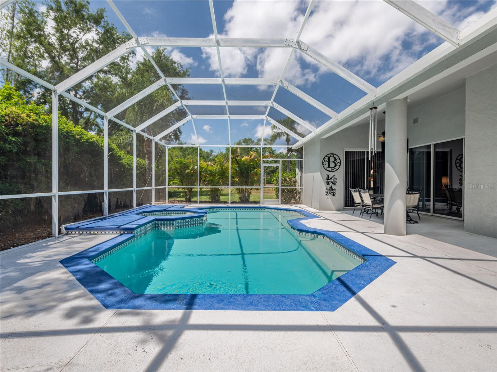 Image 33 of 42 For 5308 Twin Creeks Drive