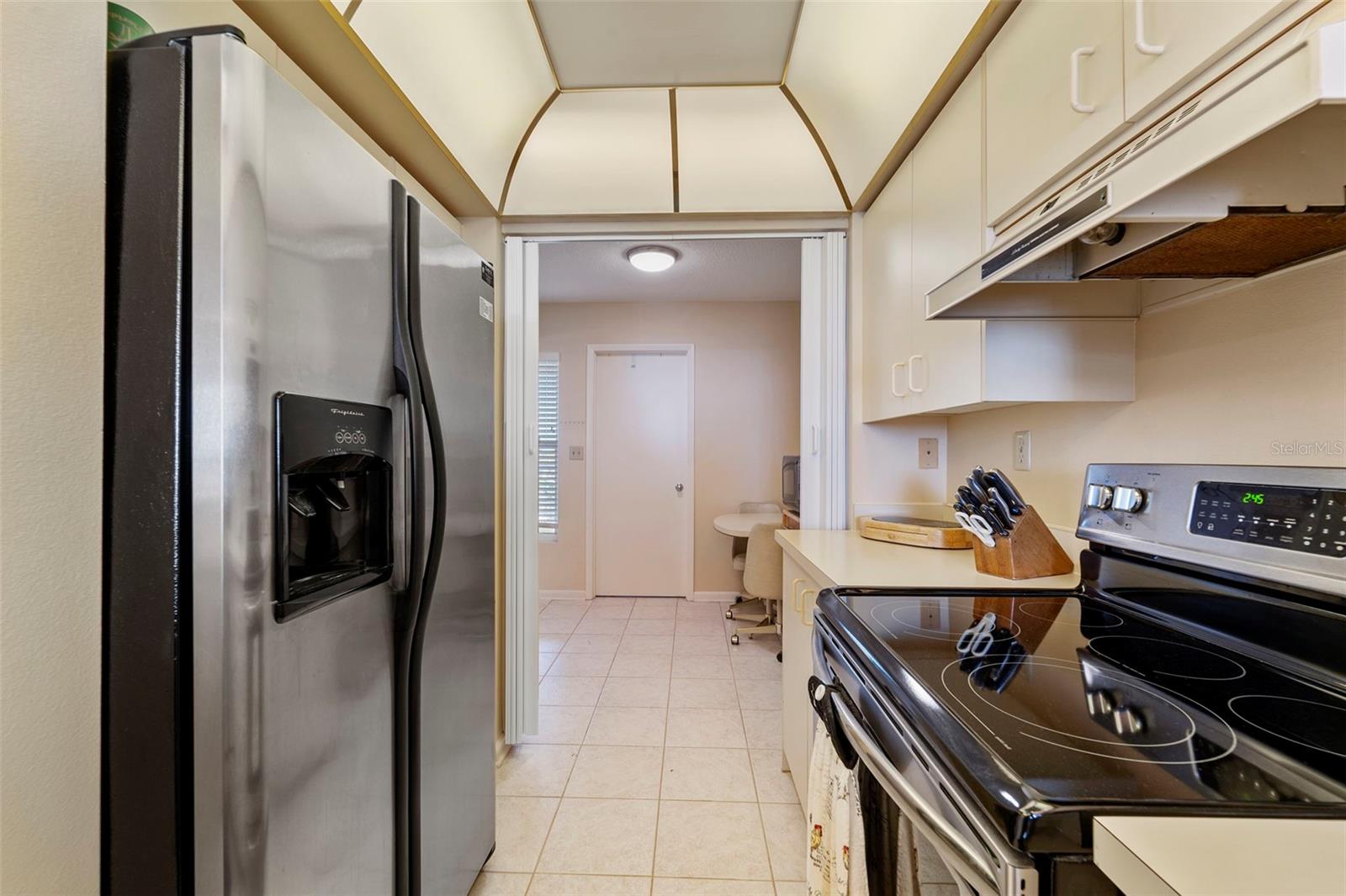Image 13 of 28 For 6021 Bahia Del Mar Circle 534