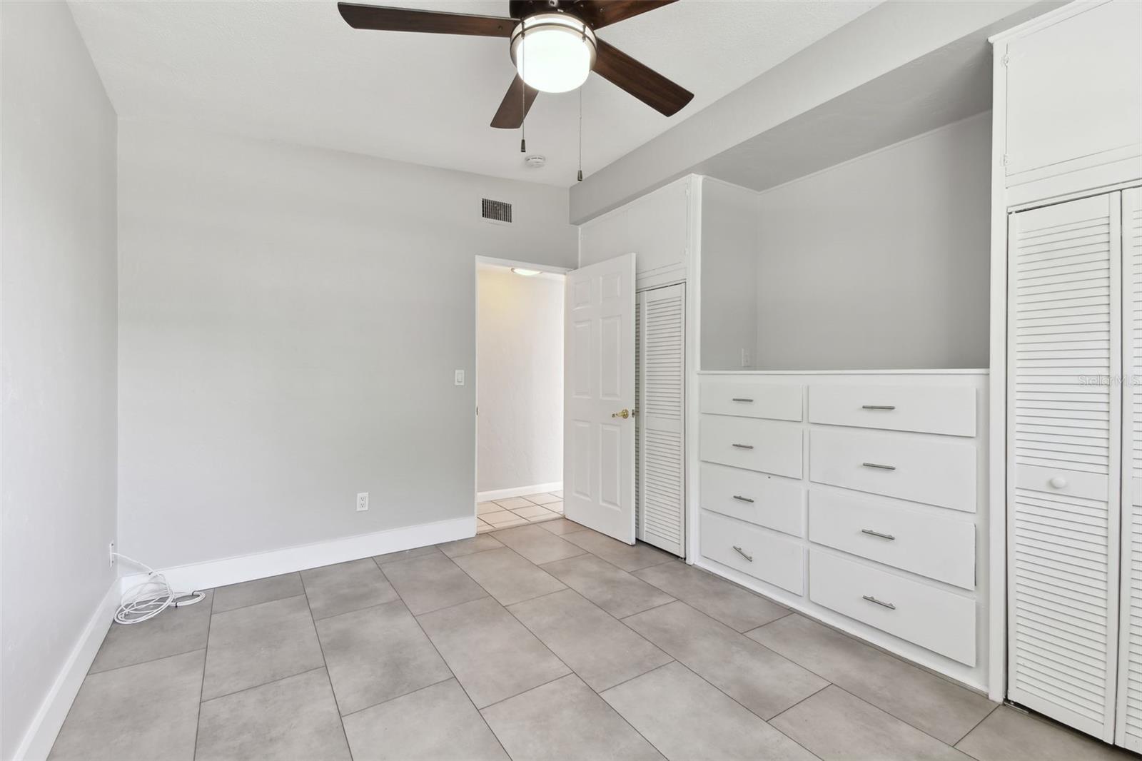 Image 11 of 21 For 1821 20th Avenue N