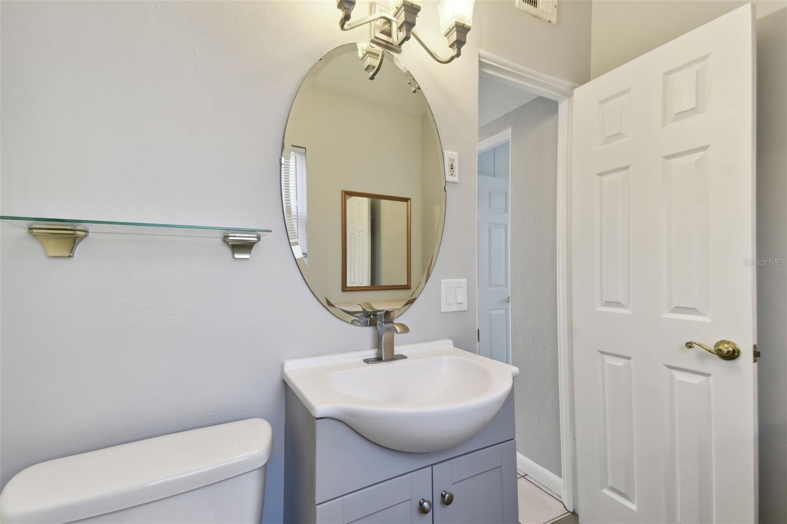Image 12 of 21 For 1821 20th Avenue N